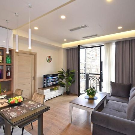 Home4You City Center Apartments Erévan Extérieur photo