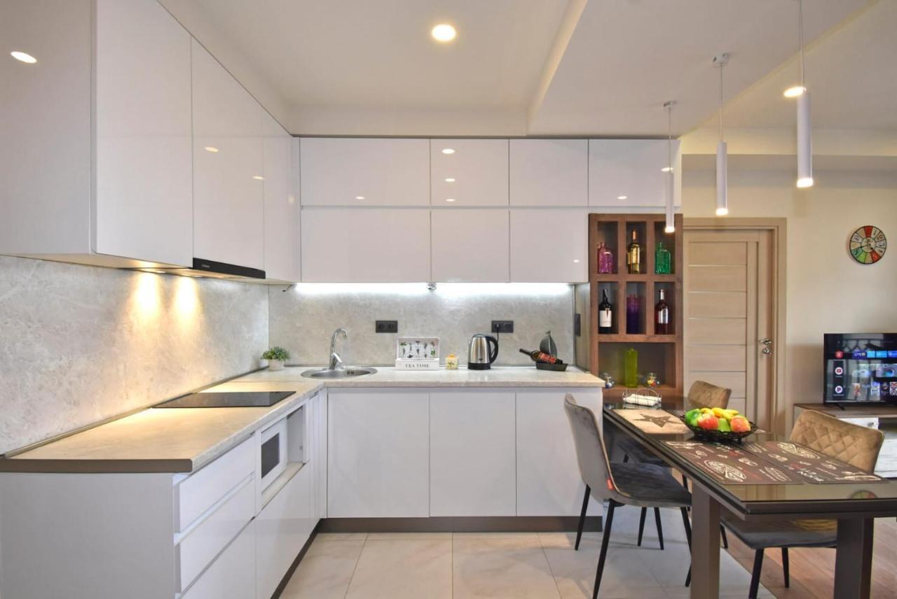 Home4You City Center Apartments Erévan Extérieur photo
