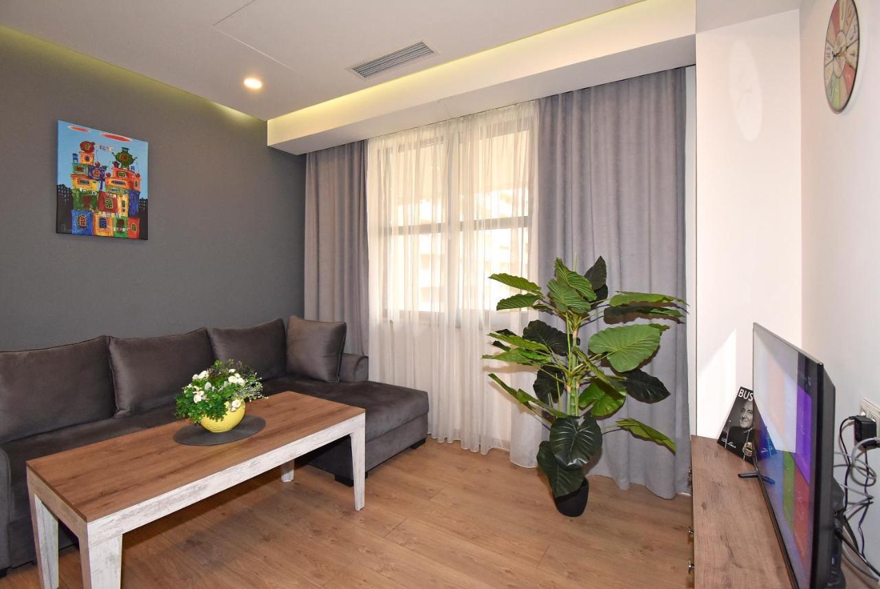 Home4You City Center Apartments Erévan Extérieur photo